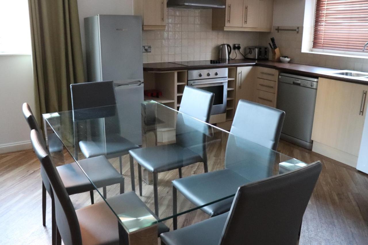 Century Wharf Apartments By Urban Space Cardiff Ngoại thất bức ảnh