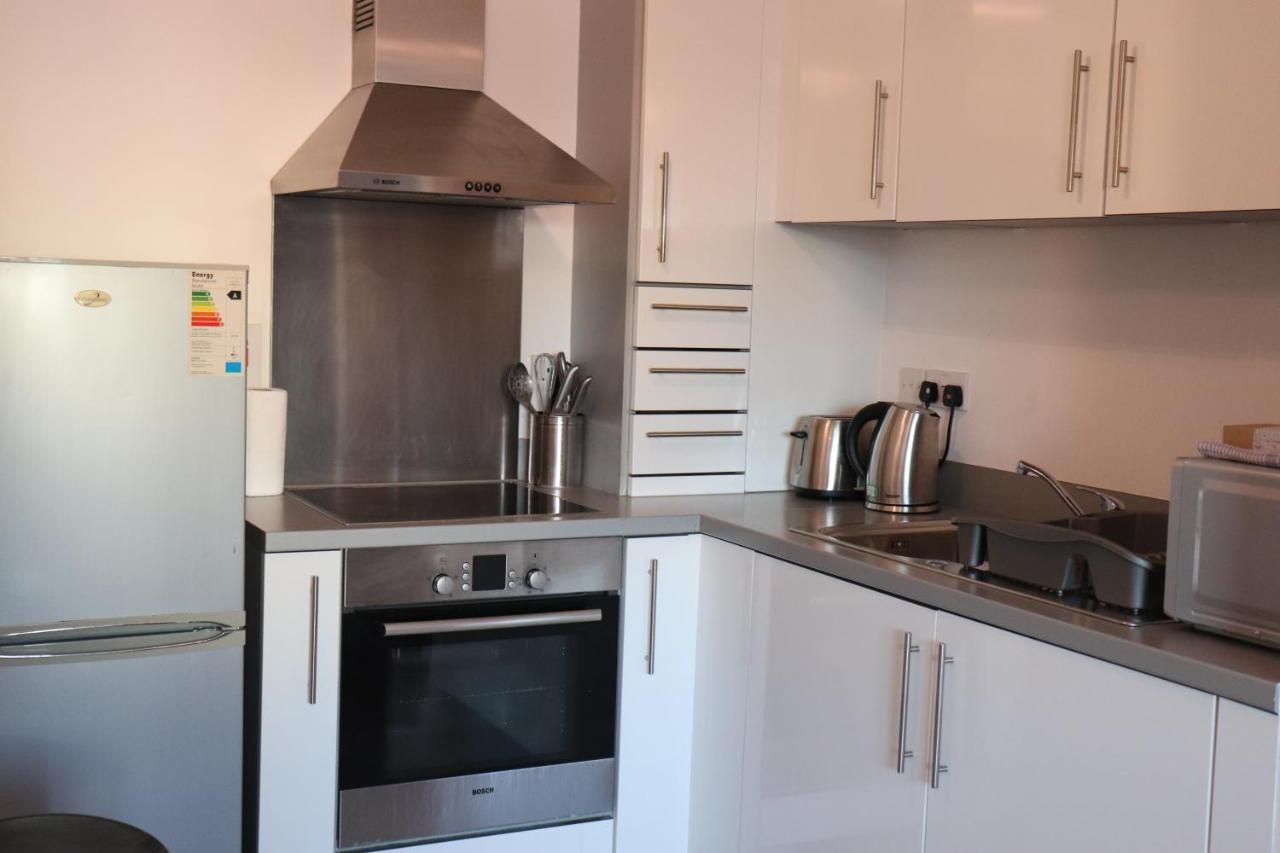 Century Wharf Apartments By Urban Space Cardiff Ngoại thất bức ảnh